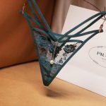 ΖΕΝ string sexy
